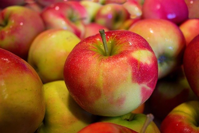 О яблоках в рационе питания