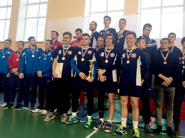 Мужская команда по волейболу завоевала Золотой Кубок в Рязани
