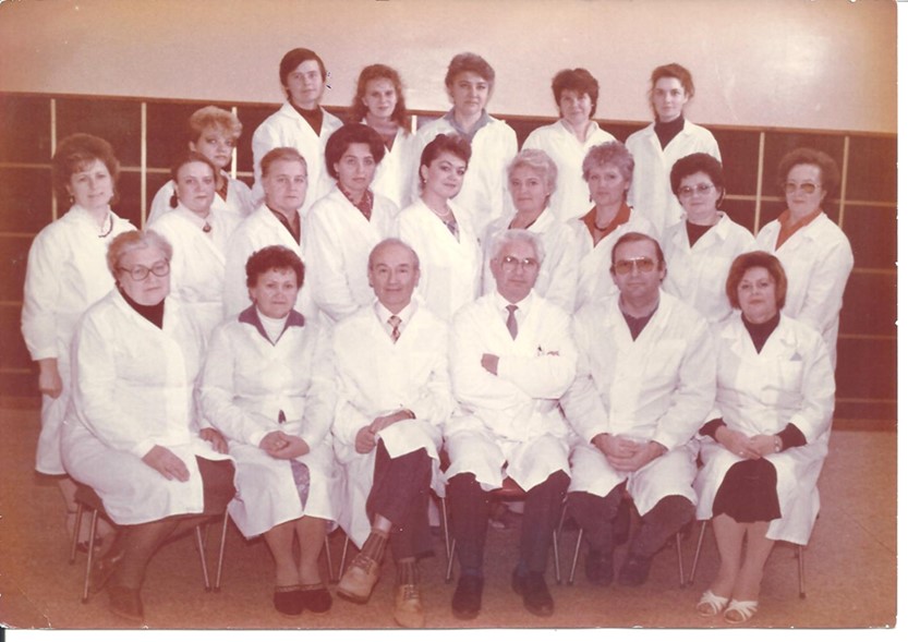 Коллектив кафедры терапевтической стоматологии, 1992г..jpg