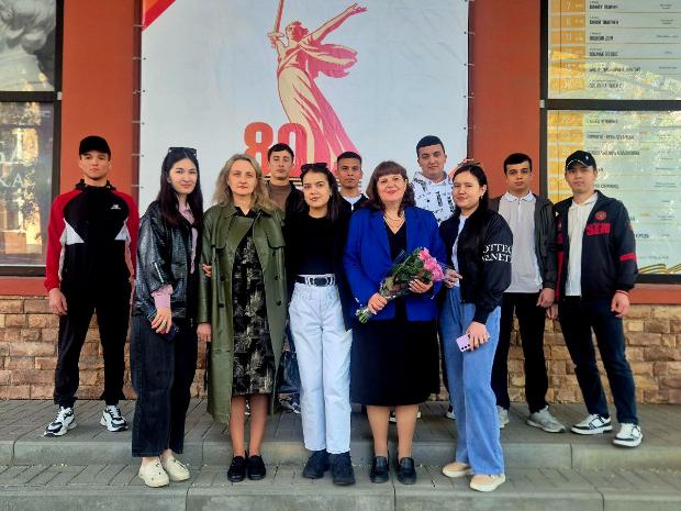Впечатления от посещения спектакля «Судьба человека», поставленного Воронежским Государственным Театром юного зрителя имени С.Я. Маршака Впечатления от посещения спектакля «Судьба человека», поставленного Воронежским Государственным Театром юного зрителя имени С.Я. Маршака