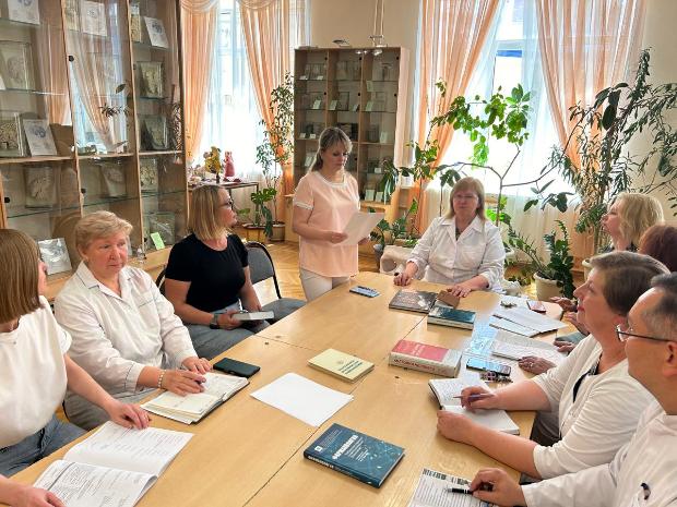 Круглый стол «Актуальные вопросы повышения эффективности освоения латинской терминологии в курсах анатомии человека и фармакологии» Круглый стол «Актуальные вопросы повышения эффективности освоения латинской терминологии в курсах анатомии человека и фармакологии»