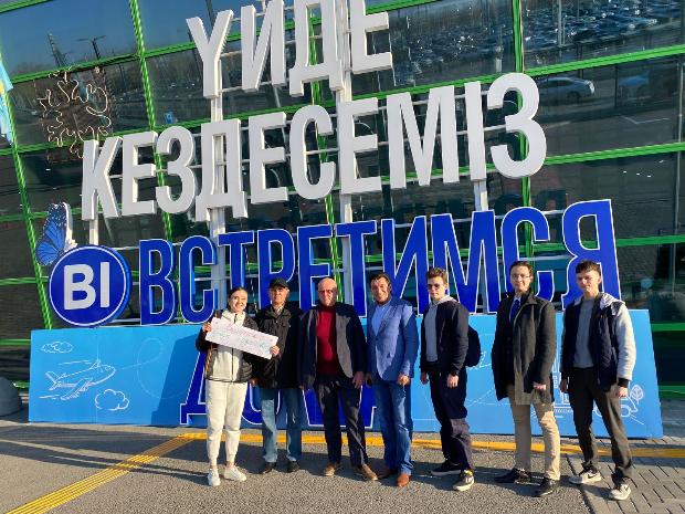 Шұлық киген жігіттер бейне Американдық әйелдер фотосуреттерімен порно