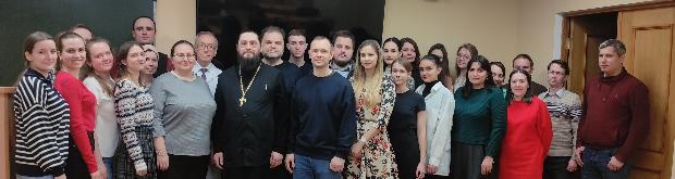 Заседание православного направления «Лекарь» клуба «Новый континент»