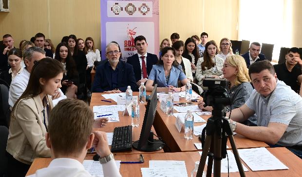 Итоги XIV Всероссийского форума с международным участием «Инновационные технологии в стоматологии» XXI Международного Бурденковского научного конгресса Итоги XIV Всероссийского форума с международным участием «Инновационные технологии в стоматологии» XXI Международного Бурденковского научного конгресса