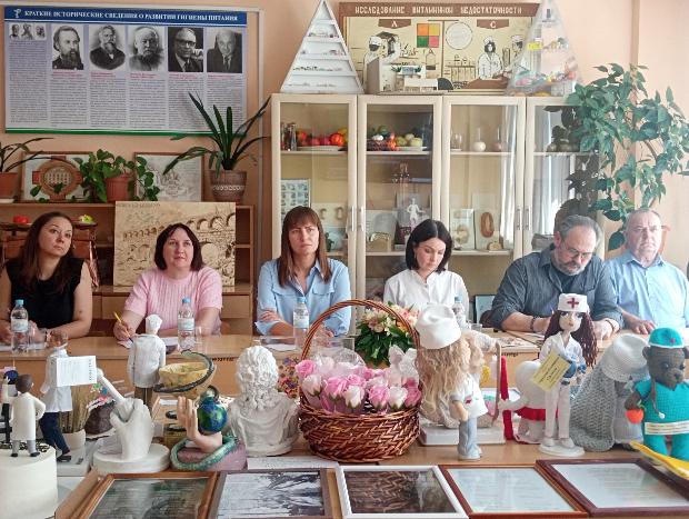 Итоги творческого конкурса «Гигиена в профессиональной деятельности врача» Итоги творческого конкурса «Гигиена в профессиональной деятельности врача»