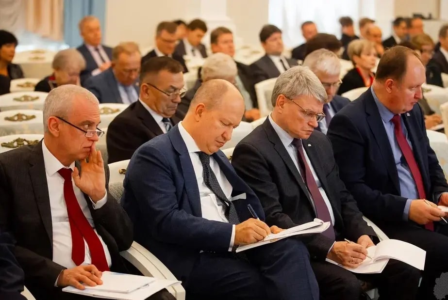 ректор медицинского университета витебск. ассоциация ректоров медицинских и фармацевтических вузов россии. глыбочко петр витальевич ректор первого мгму им и. евгений попов роспотребнадзор. ректоры медицинских.