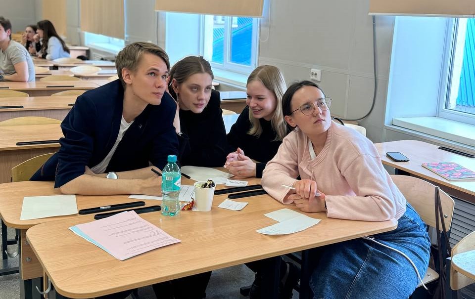 photo_5289663159361205751_y.jpg photo_5289663159361205751_y.jpg